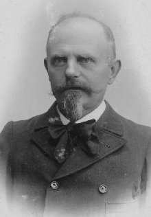 Nicolaj L. Petersen